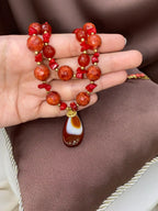 قلادة كايا بالعقيق والمرجان