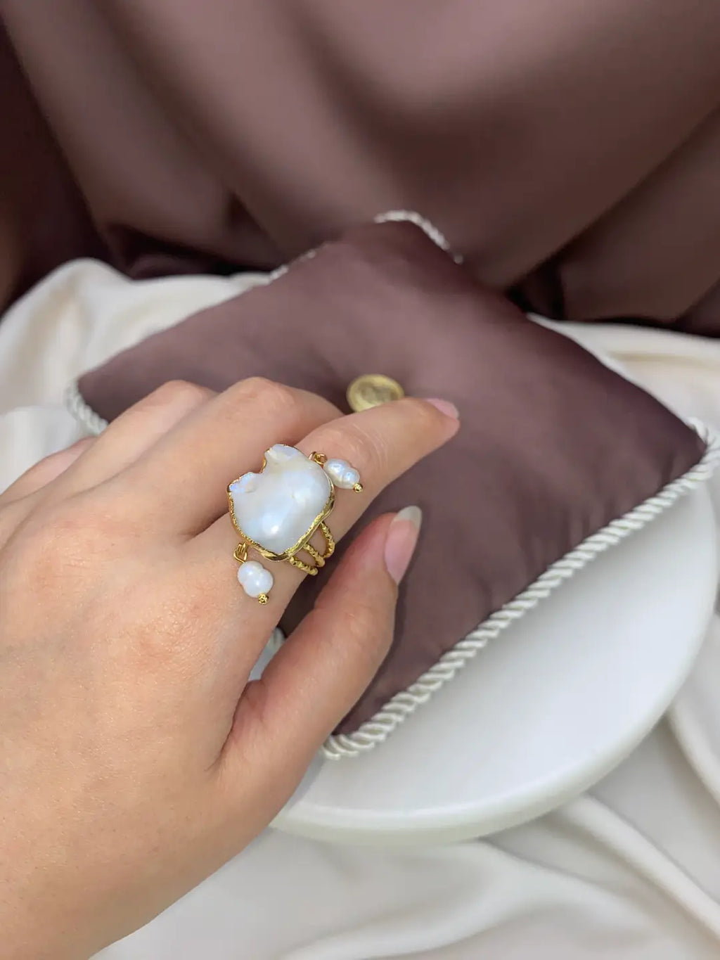 خاتم لونا