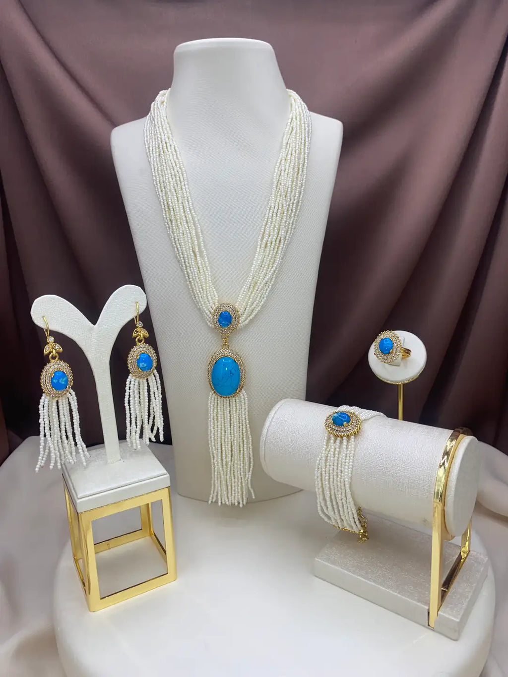 طقم "تارا" باللؤلؤ