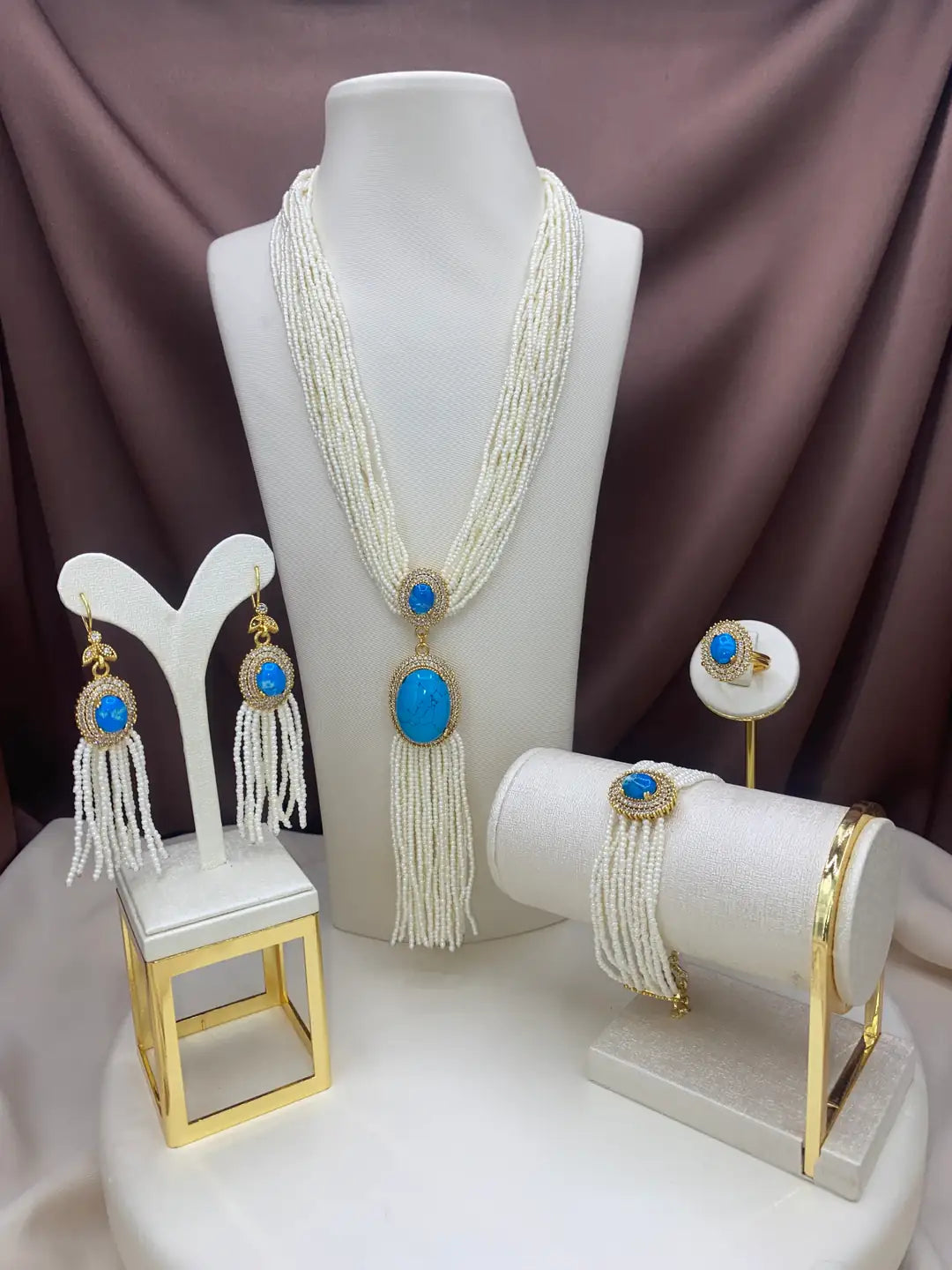 طقم "تارا" باللؤلؤ