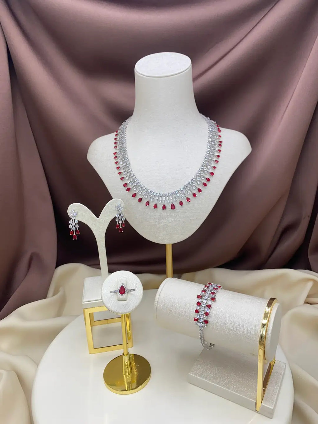 "Elfa" set with sparkling zircon stone